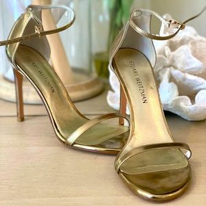 Never Worn Stuart Weitzman Nudist sandals!